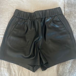 Faux Leather shorts US 26